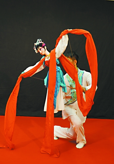 柏林小朋友迷上木偶剧