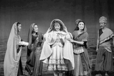 图为闭幕式上中国儿艺演出的《小公主》剧照 本报记者 陈 曦 摄