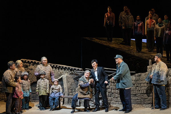 再现西海固地区的山海巨变闽宁情深原创民族歌剧山海情即将登台国家大