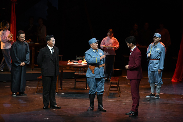 "《碉楼·寒燕归巢》从2021年初开始策划创作,历经两年精心打磨而成